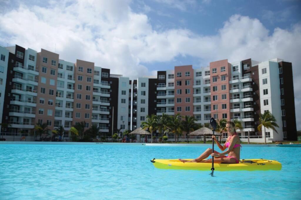 Departamento Con Laguna Artificial Cancún Exterior foto